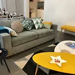 La Loge D'harcourt : Hypercentre Chic Et Moderne Apartment